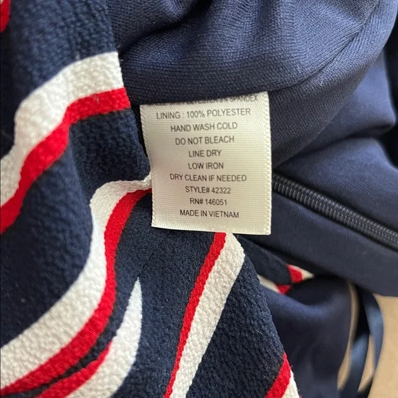 Monteau Sleeveless Striped Jumpsuit- S - Picture 10 of 10